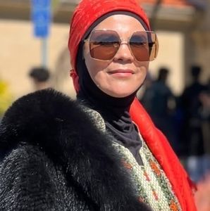 Meet your Posher, Umm